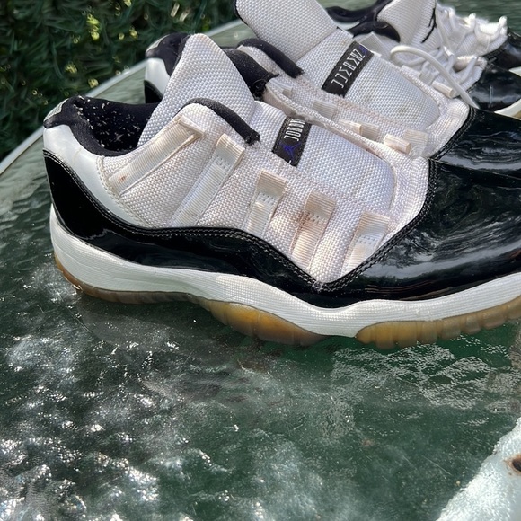 Jordan 11 Retro Low Concord size 6.5Y & 9C - Picture 4 of 17